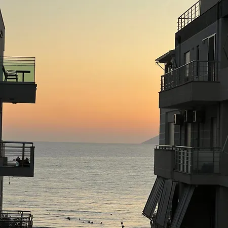 Hotelvlora '78 *